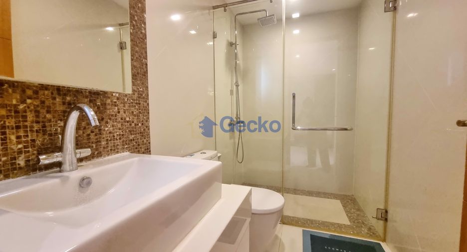For rent and for sale 2 bedrooms condo in North Pattaya, Pattaya