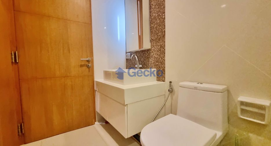 For rent and for sale 2 bedrooms condo in North Pattaya, Pattaya