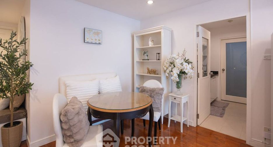 For rent 1 bed condo in Khlong Toei, Bangkok