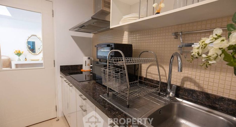 For rent 1 bed condo in Khlong Toei, Bangkok