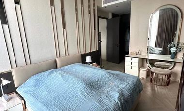 For rent 2 bedrooms condo in Khlong San, Bangkok