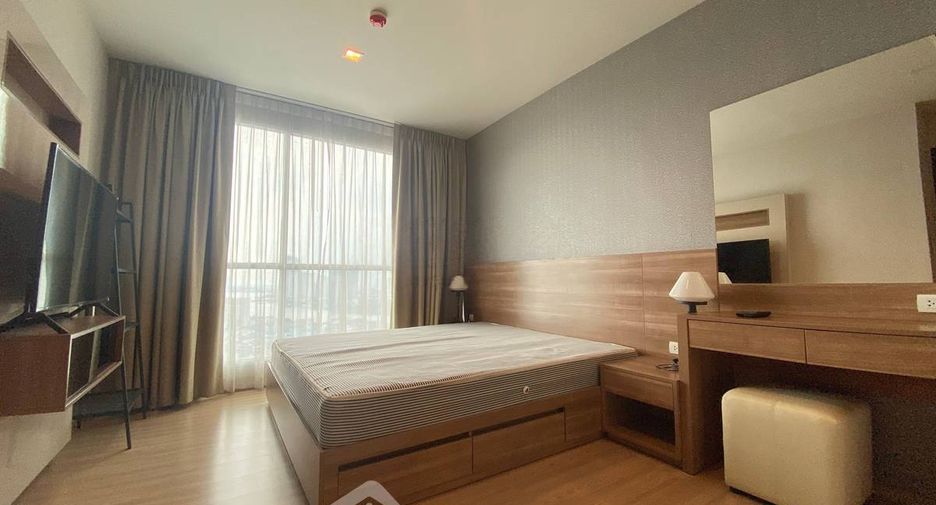 For rent 2 bedrooms condo in Sathon, Bangkok