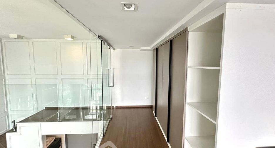 À louer 1 chambre condo à Bang Kapi, Bangkok