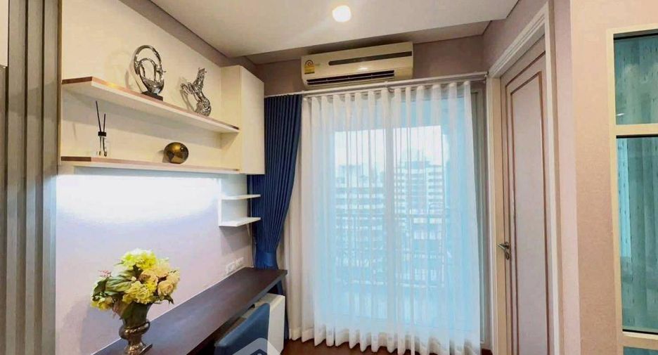 For rent 1 bed condo in Watthana, Bangkok