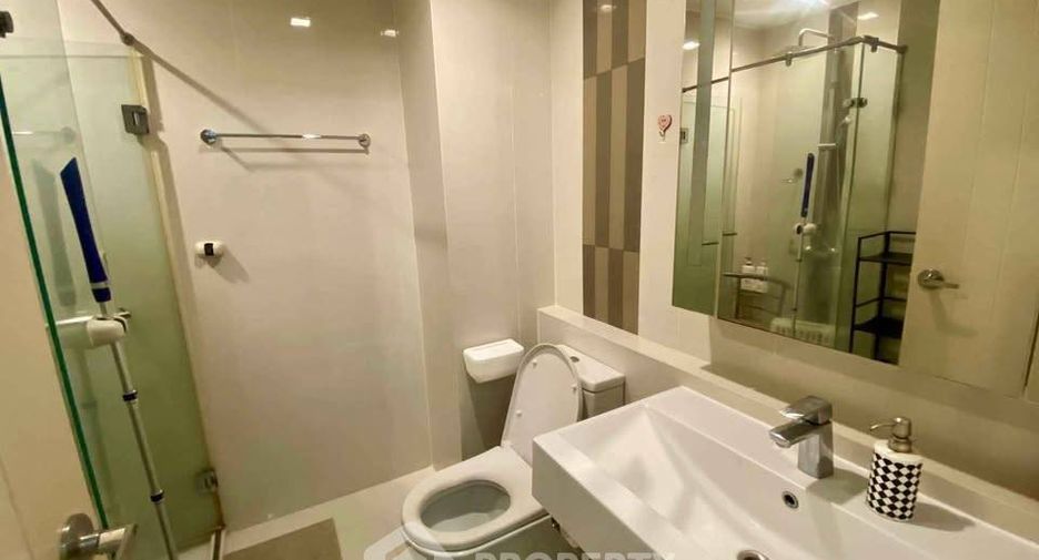 For rent 1 Beds condo in Phra Khanong, Bangkok