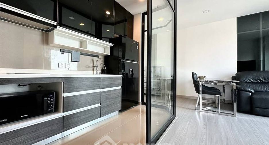 Wohnung zur Miete mit 2 Zimmer in Thon Buri, Bangkok