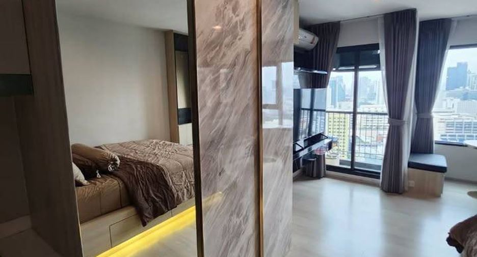 Condo en alquiler de 1 habitaciones en Pathum Wan, Bangkok