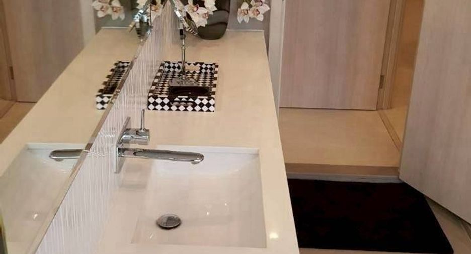 For rent 2 ベッドルーム condo in Khlong Toei, Bangkok