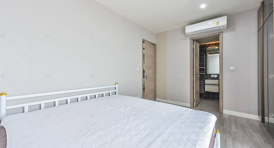 For sale 1 bed condo in Bang Rak, Bangkok