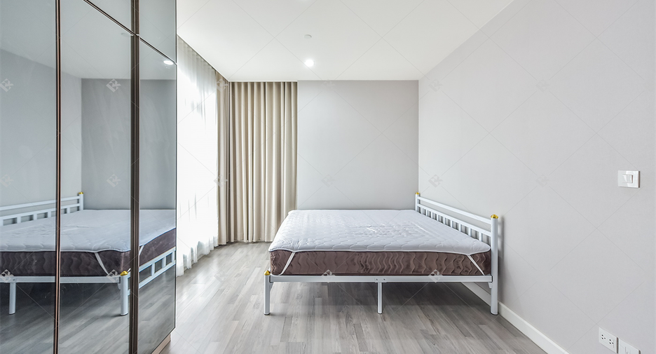 For sale 1 bed condo in Bang Rak, Bangkok