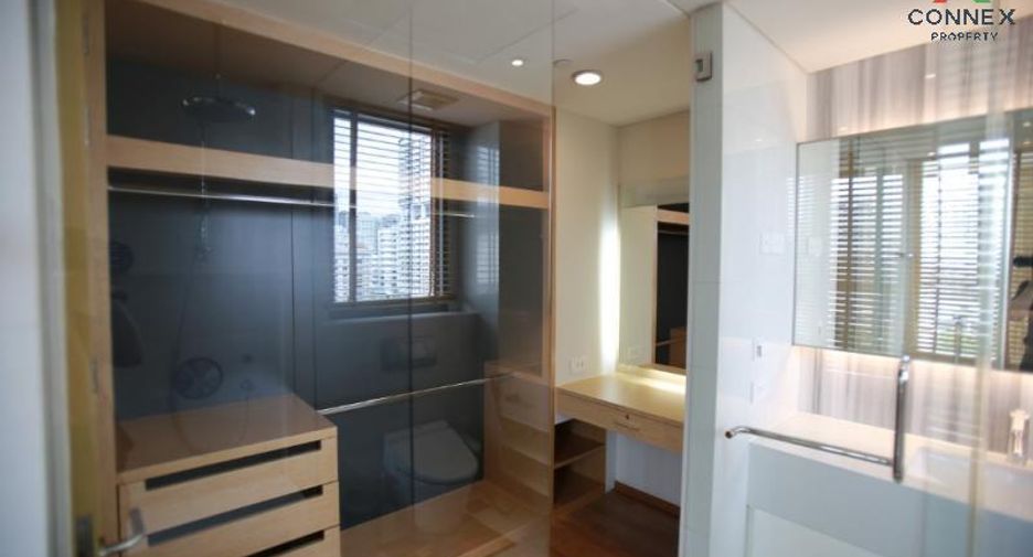 Condo en alquiler de 1 habitaciones en Khlong Toei, Bangkok