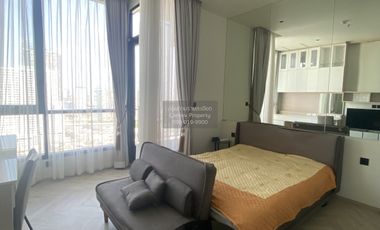 Condo en alquiler de 1 habitaciones en Khlong San, Bangkok