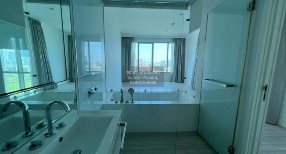 À louer 2 chambres condo à Pathum Wan, Bangkok