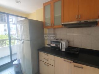 Wohnung zur Miete mit 2 Zimmer in Yan Nawa, Bangkok