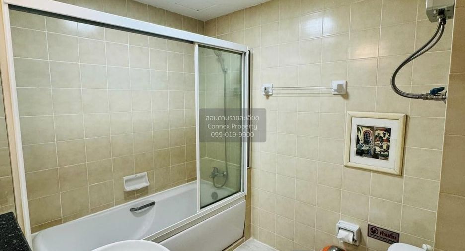 Condo en alquiler de 2 habitaciones en Khlong Toei, Bangkok