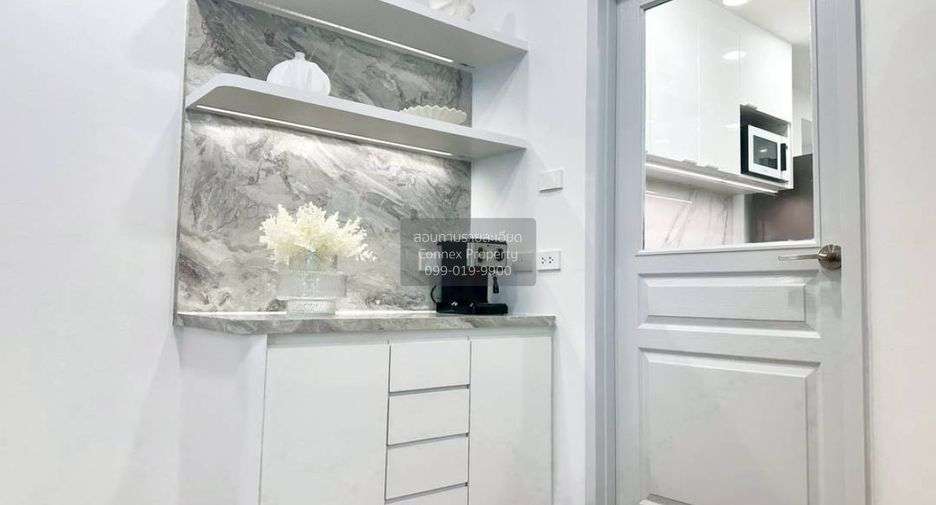 For rent 3 ベッドルーム condo in Pathum Wan, Bangkok