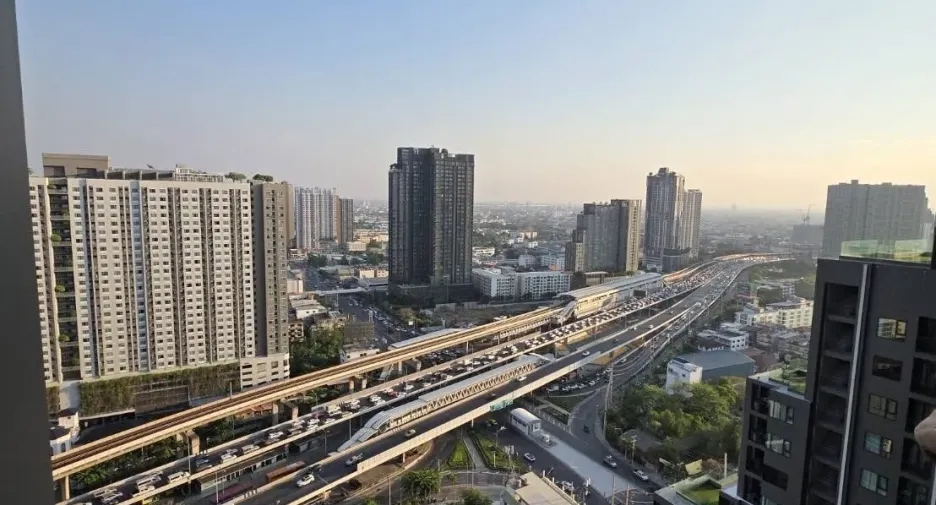 For rent 1 bed condo in Thon Buri, Bangkok