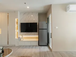 For rent 2 bedrooms condo in Bang Na, Bangkok