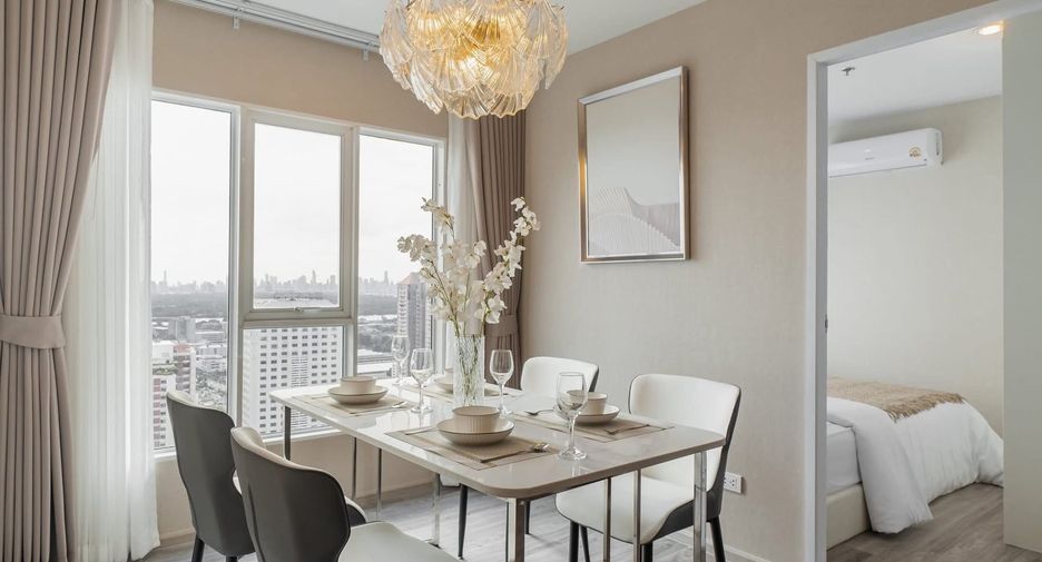 For rent 2 bedrooms condo in Bang Na, Bangkok