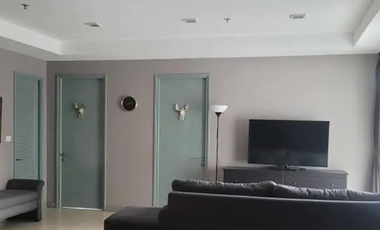 For rent 3 bedrooms condo in Khlong Toei, Bangkok