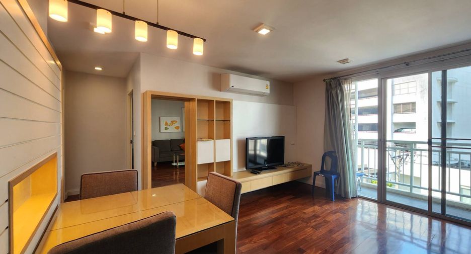 À louer 2 chambres condo à Watthana, Bangkok