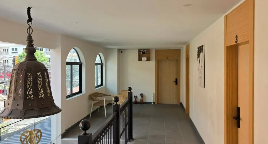 For rent 1 bed townhouse in Pratumnak, Pattaya