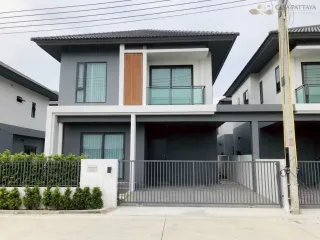 Haus zur Miete mit 3 Zimmer in Bang Lamung, Chonburi