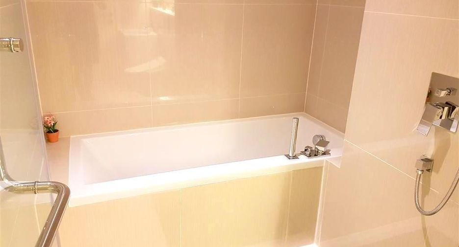 Продажа 1 кровать кондо в Щаттхана, Бангкок