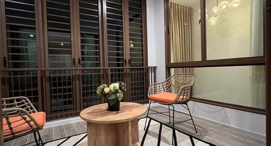 Haus zur Miete mit 4 Zimmer in Bang Kapi, Bangkok