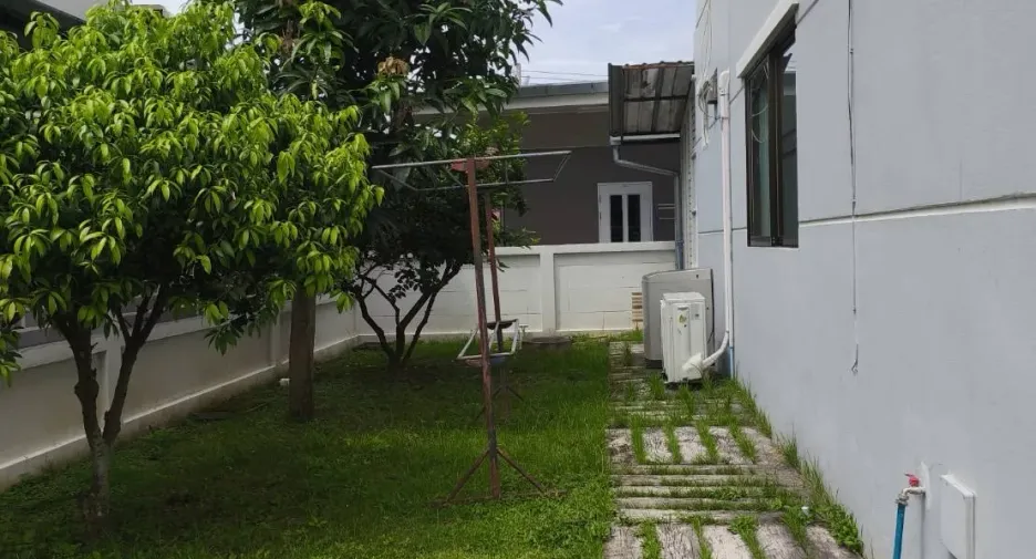For rent 2 bedrooms house in Hang Dong, Chiang Mai