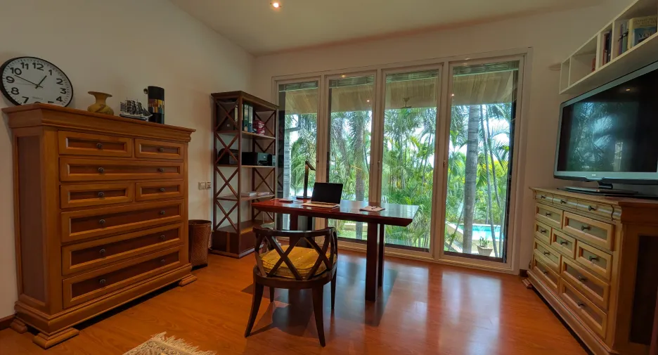 À vendre 6 chambres villa à Tha Bo, Nong Khai