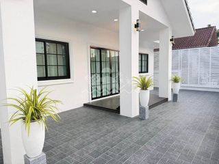 出售 3 卧室 独立屋 在 Bang Lamung, Chon Buri