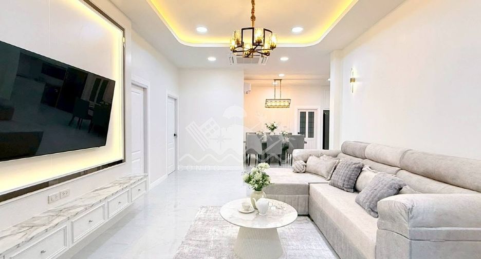 À vendre 3 chambres maison à East Pattaya, Pattaya