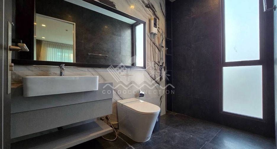 Haus zur Miete mit 4 Zimmer in Suan Luang, Bangkok