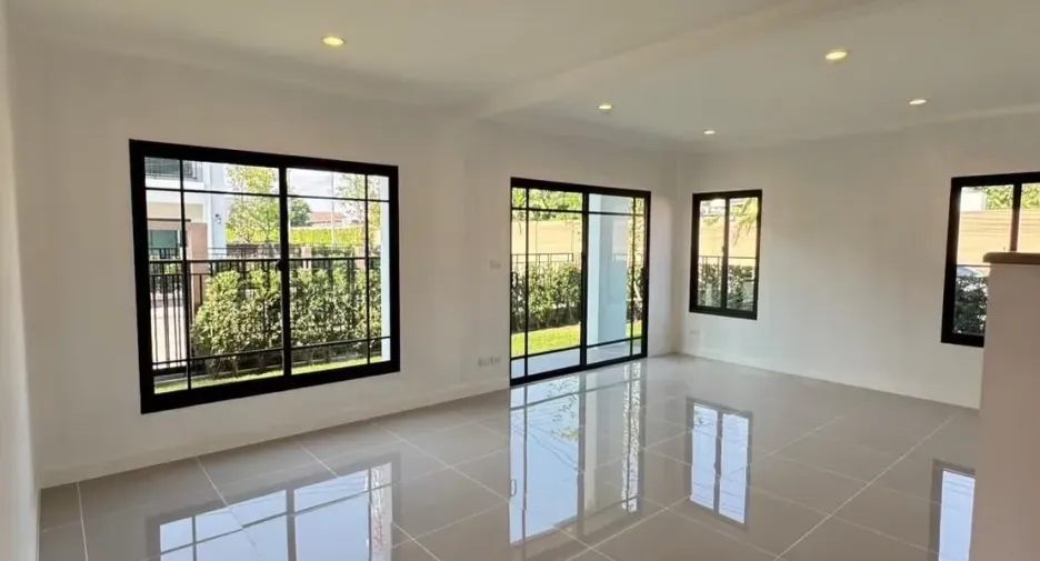 出租 3 卧室 独立屋 在 Thanyaburi, Pathum Thani