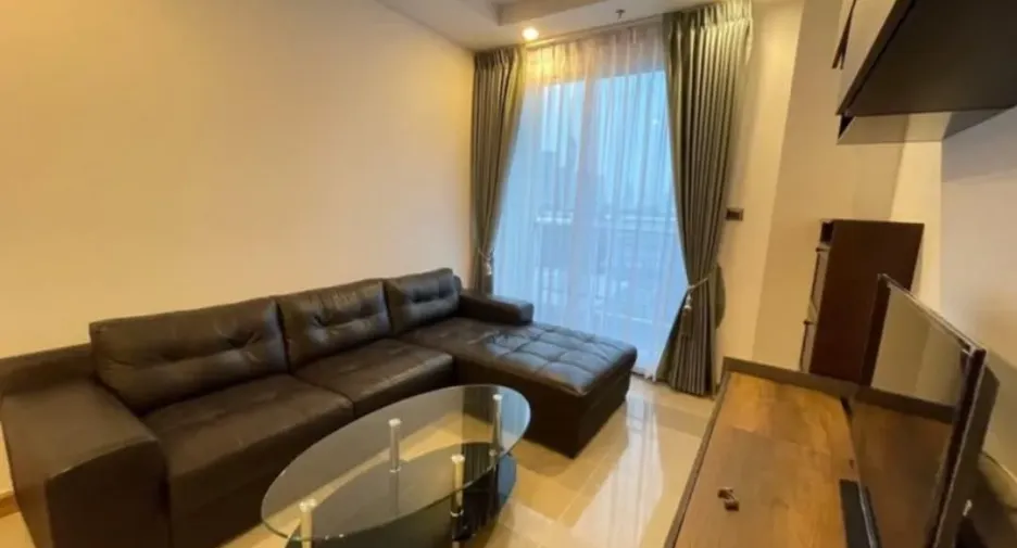 For sale 1 Beds condo in Huai Khwang, Bangkok