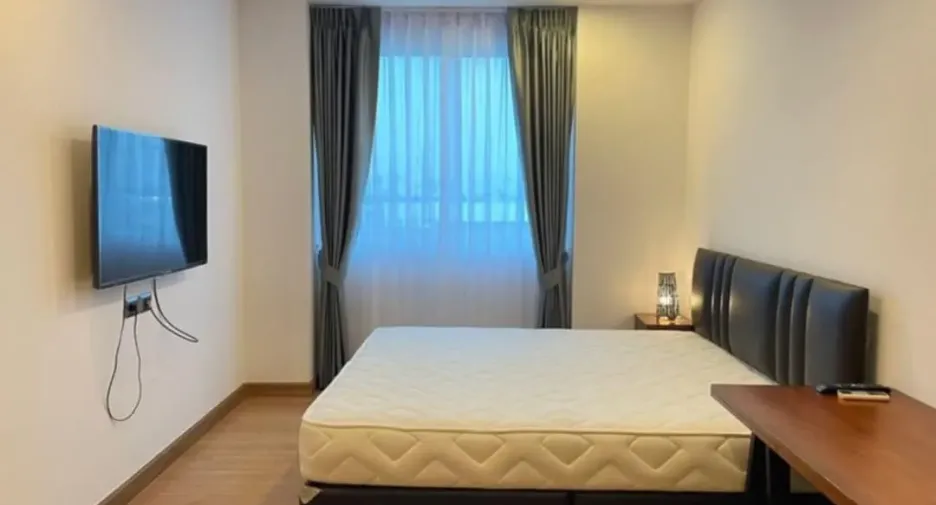 For sale 1 Beds condo in Huai Khwang, Bangkok