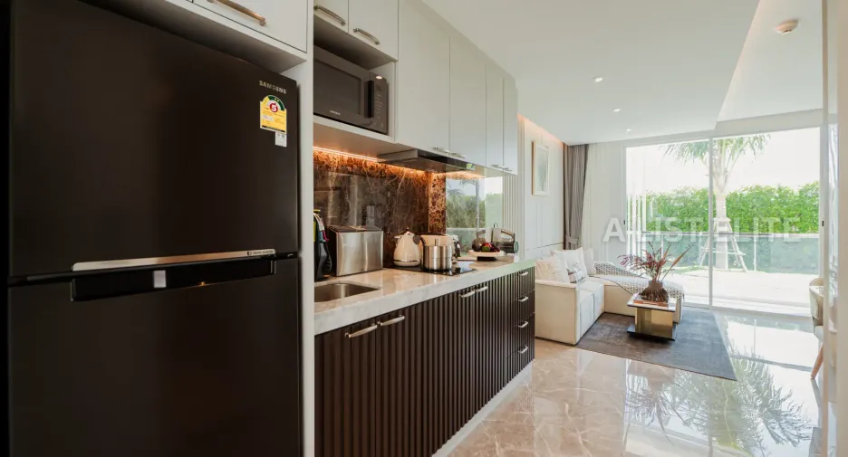 For sale 2 bedrooms condo in Khlong Toei, Bangkok