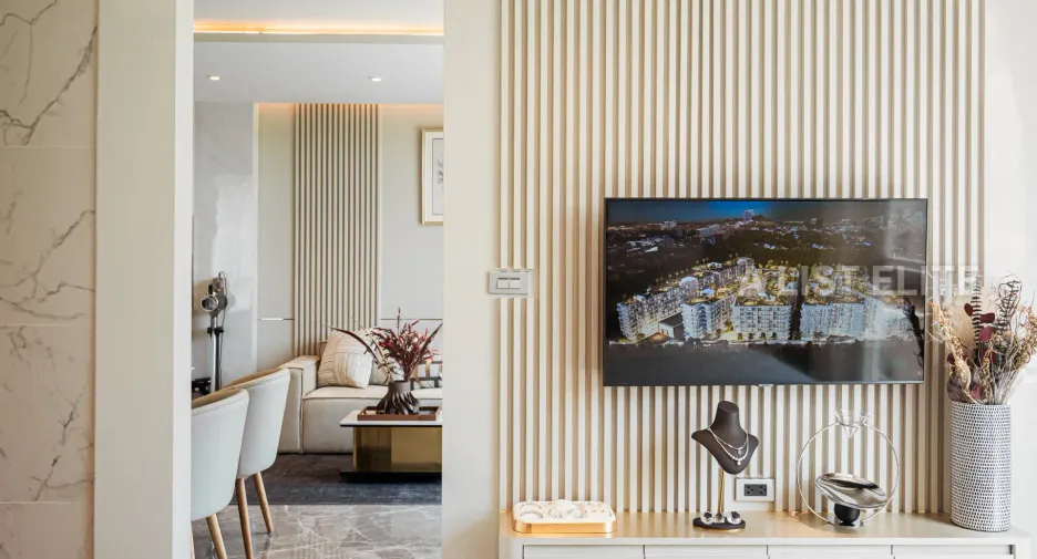For sale 2 bedrooms condo in Khlong Toei, Bangkok
