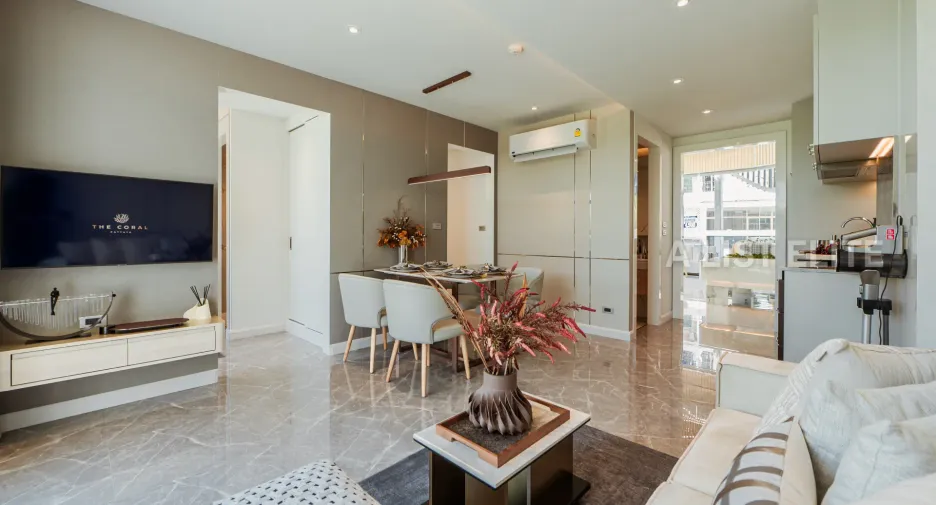 For sale 2 bedrooms condo in Khlong Toei, Bangkok