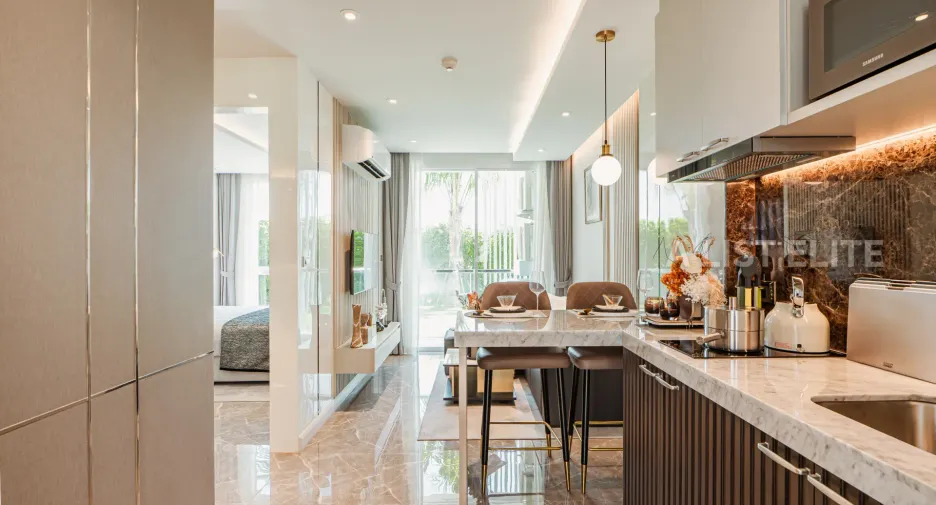 For sale 2 bedrooms condo in Khlong Toei, Bangkok