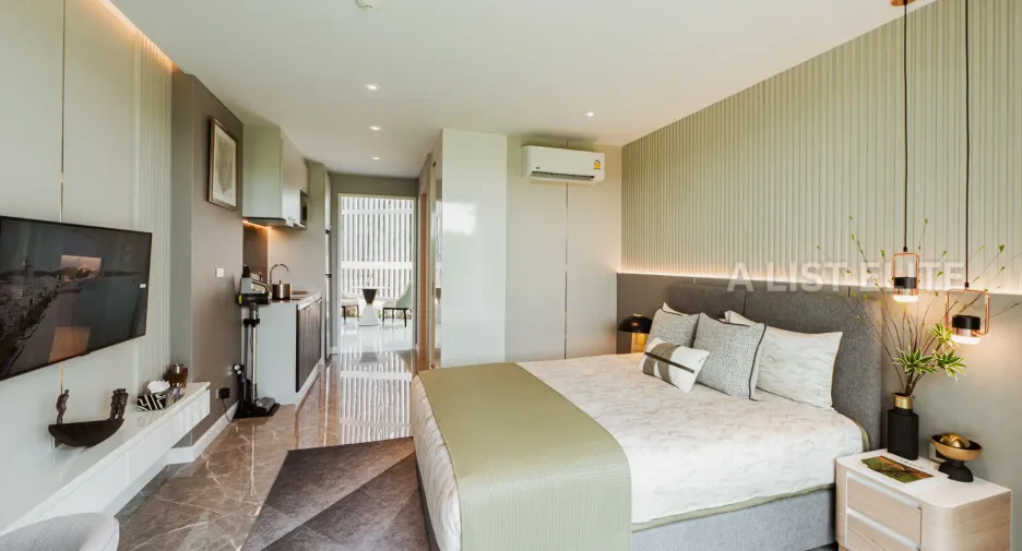 For sale 2 bedrooms condo in Khlong Toei, Bangkok