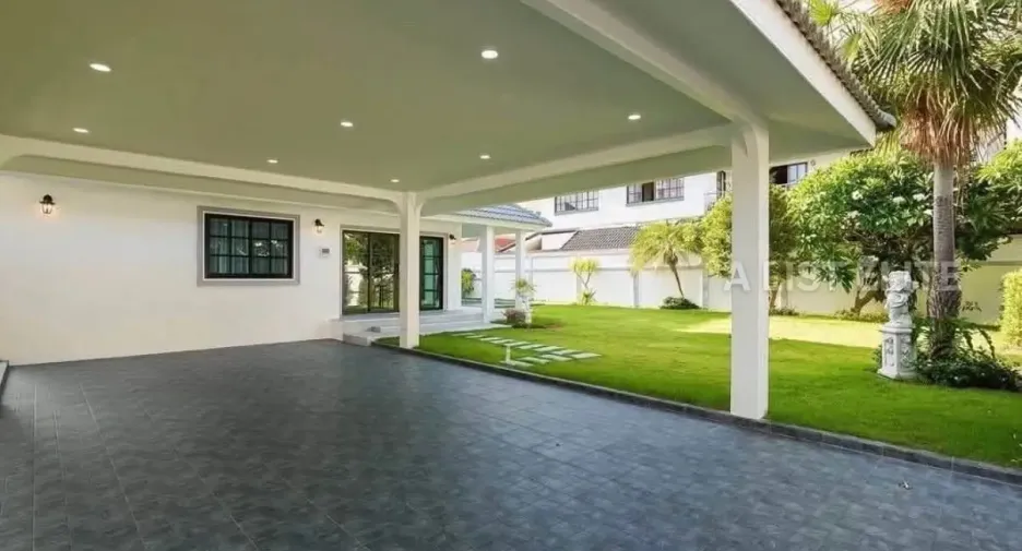 Casa en venta de 4 habitaciones en East Pattaya, Pattaya