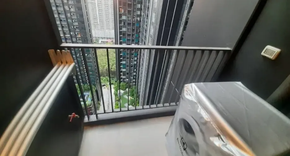 À vendre studio condo à Huai Khwang, Bangkok