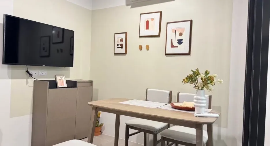 Wohnung zur Miete mit 1 Zimmer in Huai Khwang, Bangkok