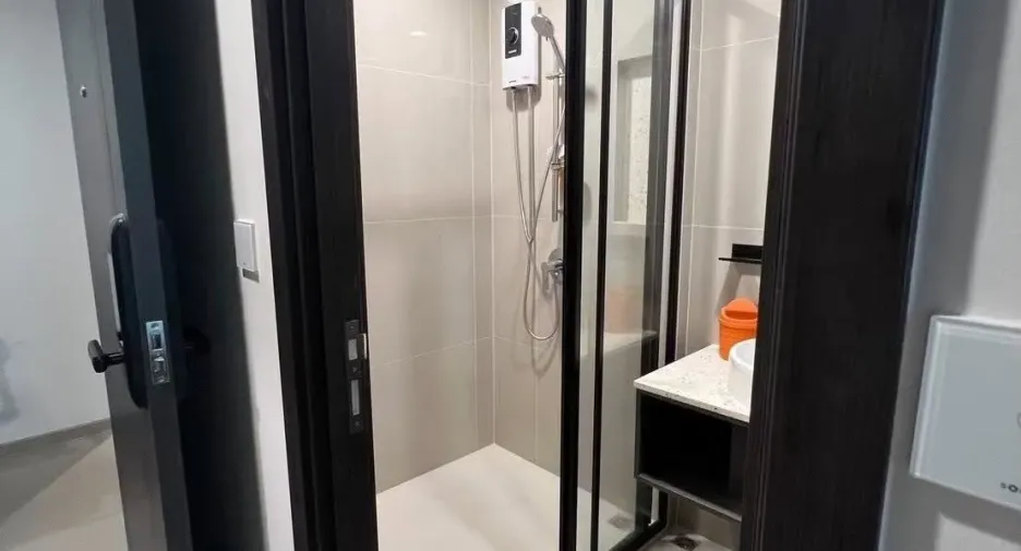 Wohnung zur Miete mit 1 Zimmer in Huai Khwang, Bangkok