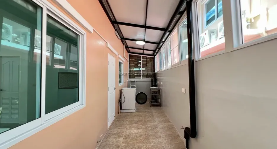 For rent and for sale 3 bedrooms house in Bang Lamung, Chonburi