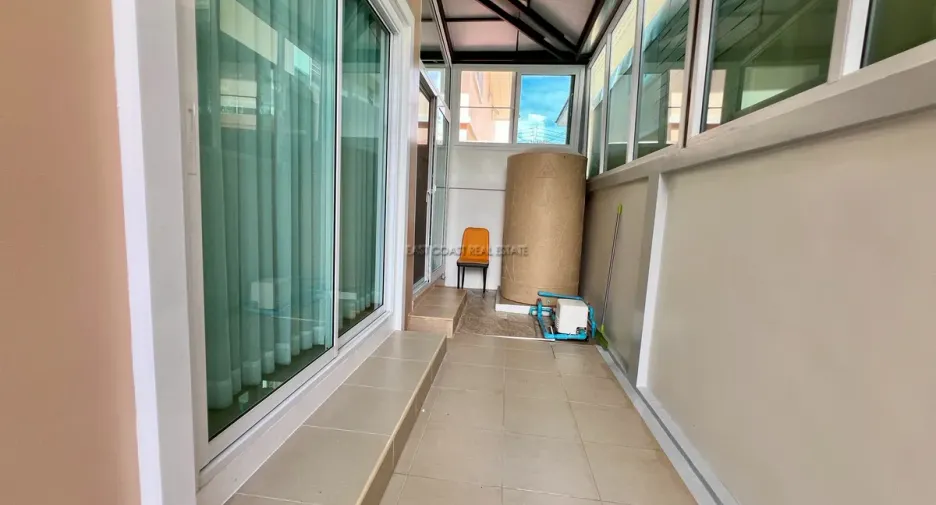 For rent and for sale 3 bedrooms house in Bang Lamung, Chonburi