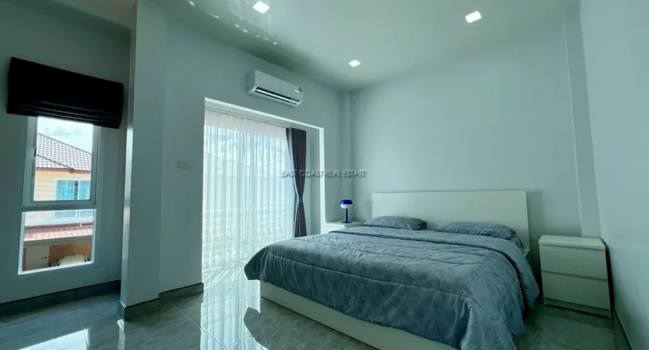 For rent and for sale 3 bedrooms house in Bang Lamung, Chonburi