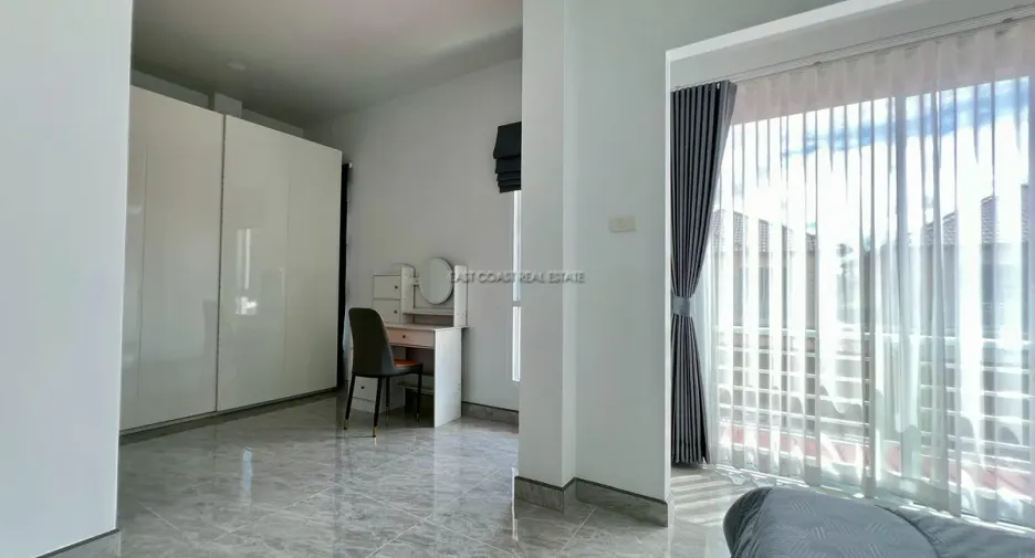 For rent and for sale 3 bedrooms house in Bang Lamung, Chonburi